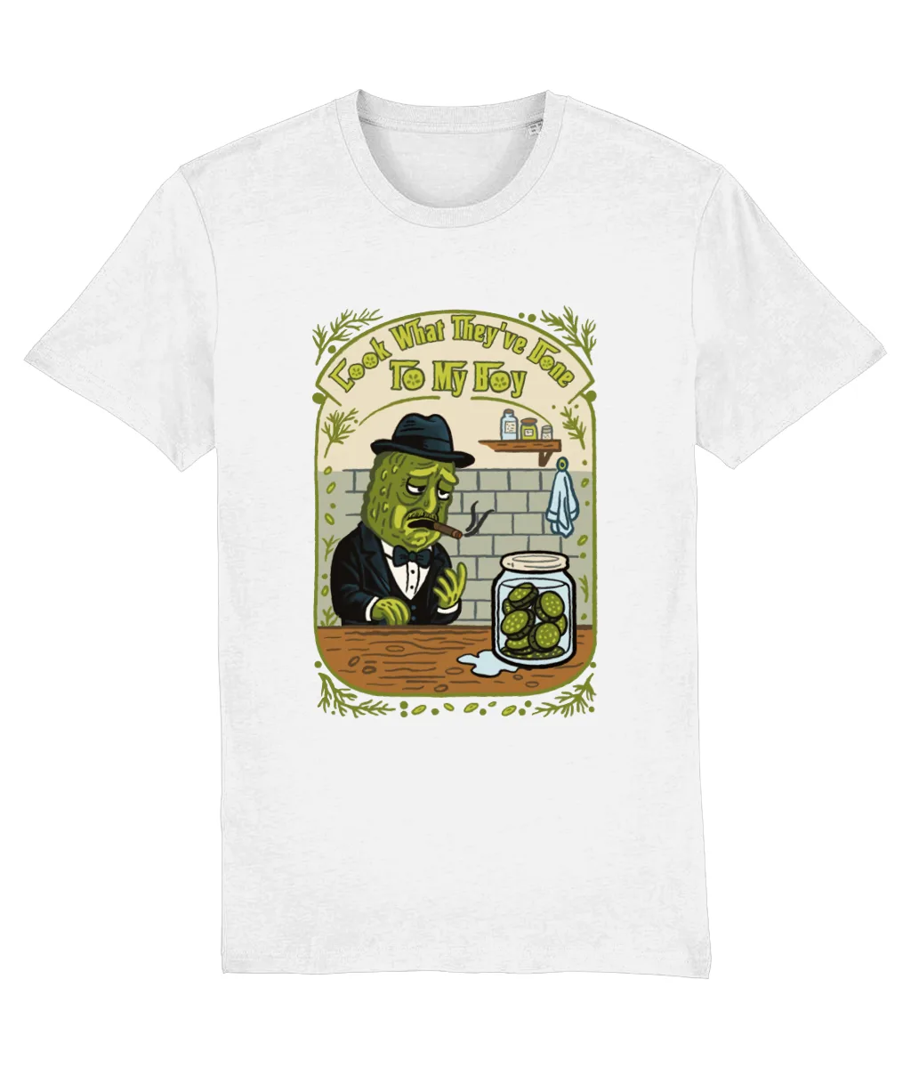 Mockup tricou alb cu print castravete mafiot și text „Look What They’ve Done To My Boy”, pe fundal alb.